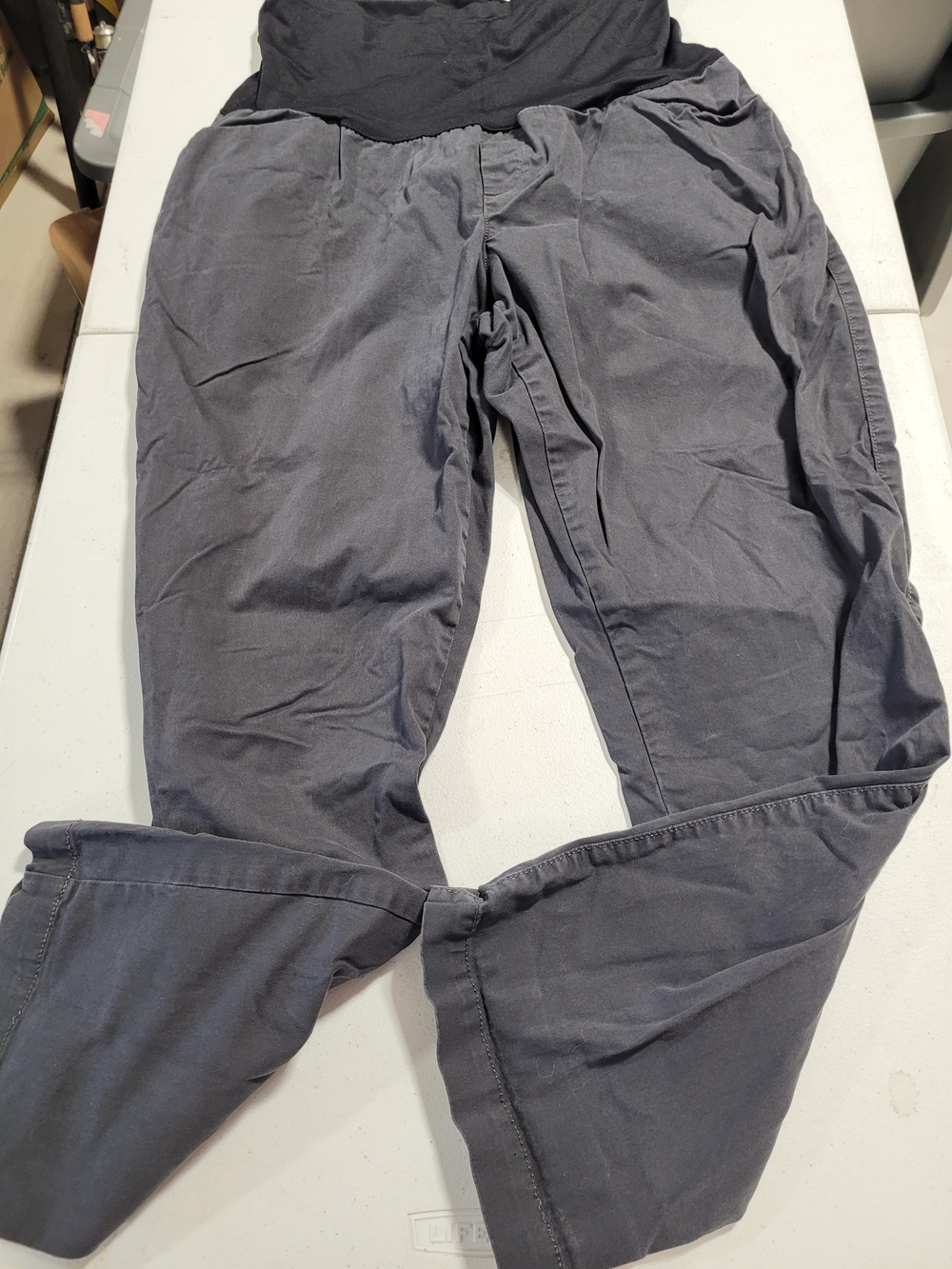 GAP Maternity Chino Pants in Charcoal Gray